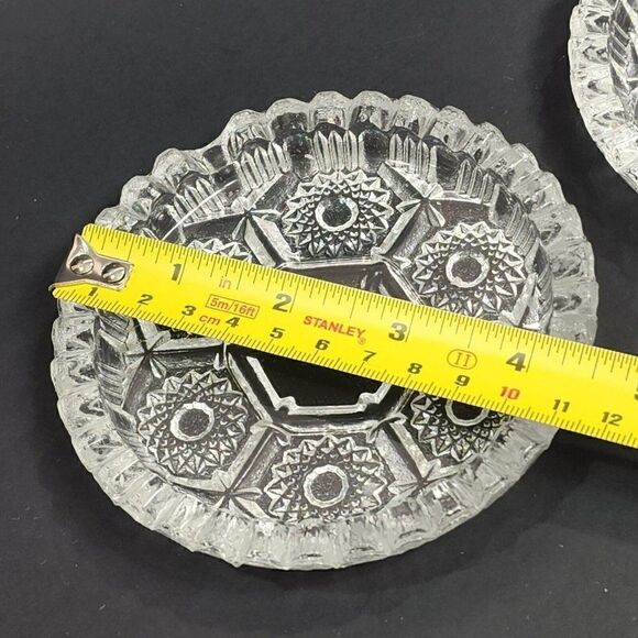 2 Vintage 4.5" Dia Italian Glass Sawtooth Ashtray Cut Crystal Starburst Pattern - Picture 5 of 8